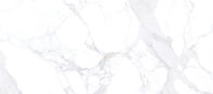 Modern Porselen Karo Zemin Ve Duvar Tasarımı Calacatta Beyaz Mermer Görünümlü Büyük Boy Porselen Karo 1600*3600mm