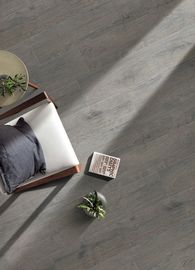 Ahşap Dokulu ve Kaymaz Mat Fayans 1200x200 Ahşap Dokulu Rustik Seramik Ahşap Karo